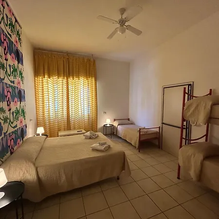 Ludo House Hotel *